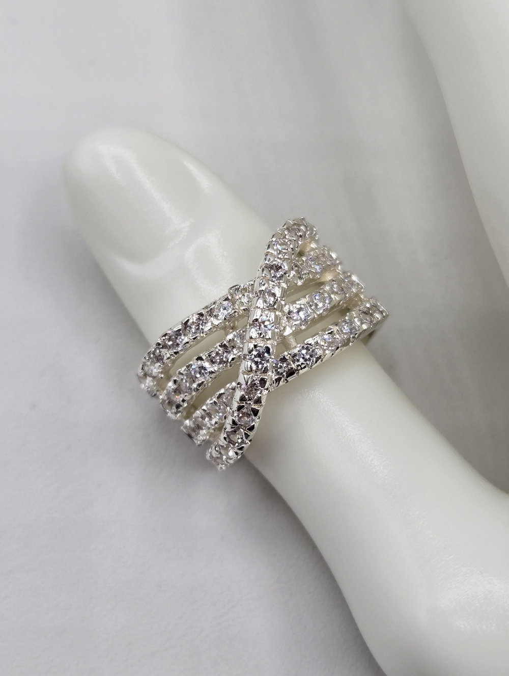 Swarovski Crystal Elements Silver Crossover Band Ring Size 8.75 Prom Bridal